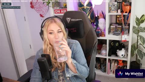 out of context em