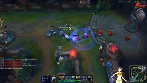 LEAGUE OF LEGENDS VS PUBG! BRASIL VS OUTROS PAIS :)  BILÍNGUE SQN HAHAHHA!
