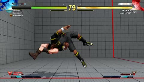 【練習】ラウンジ募集