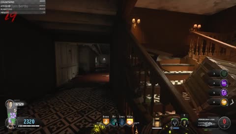 Lost In House