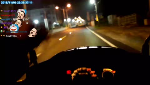 [野外露出]　向左轉？向右轉？　轉到死路就砍你(๑′ܫ`)凸