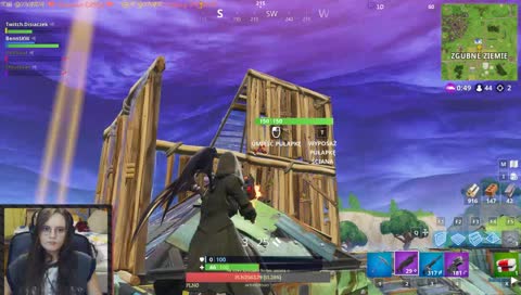 Przed streamkiem:( ͡° ͜ʖ ͡°) Podczas streamku ( ͡◉ ͜ʖ ͡◉)