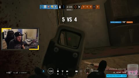 r6 et égale a cassé le bureau