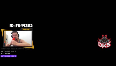 Yaku fritando e quase caindo KKKKKK