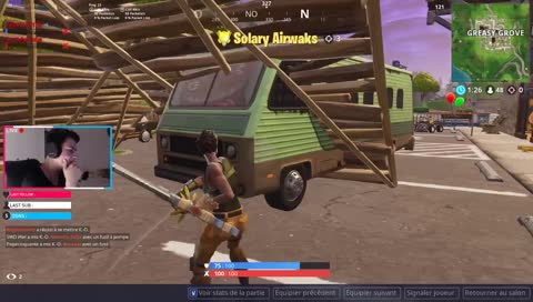 Le beau Néo qui nous montre son skill sur Fortnite ! 