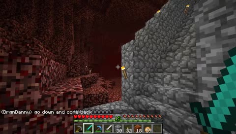 (JAVA/PC) Server is Live Day 2 ! !server !twitter !discord