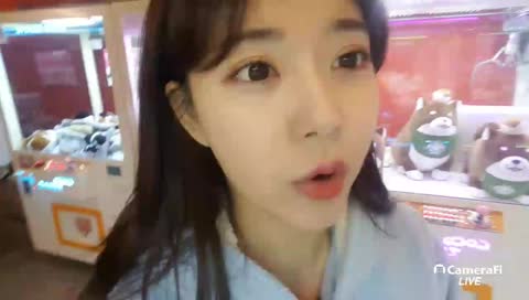 갈곳없어서 멀티방 왔어연
