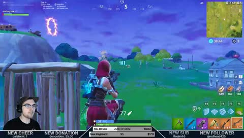 Messing around with some Fortnite !sub !sr !goals