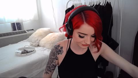 Chit-chat and chill discussing label release, intro to stream and all things underground house music!