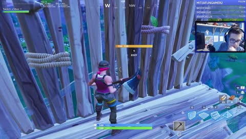 SUBSCRIBE BUTTON!!! Poskušam nove keybinde XD