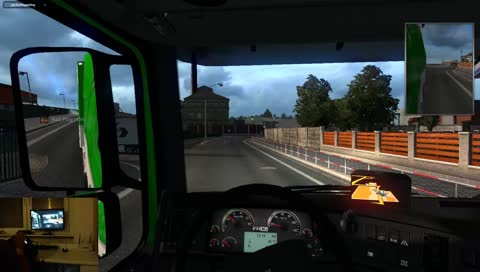 VEČERNÍ POHODA U EUROTRUCK SIMULÁTORU.