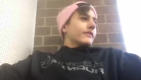 sythe_react's mobile stream