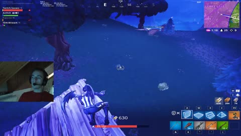 SAVAZO CHILL: Venez faire un bonjour sur le chat!