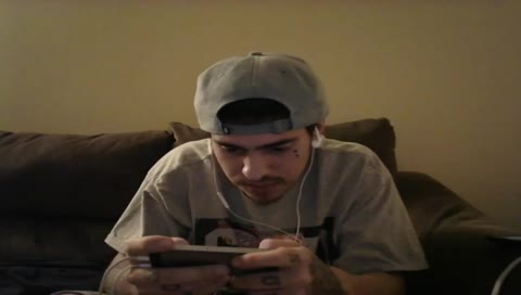 irl? not sure how the quality is on this back up phone but its chicoooo 