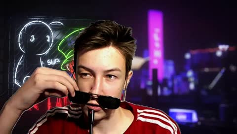 ЮДЖИН ГДЕ МУЗЫКА??!