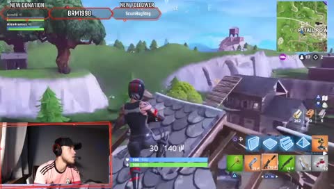 Streamer Valaisan contre le reste du monde! 
Merci pour les 100 Followers! On ne s'arrête pas là! <3 Je vous Kiff <3