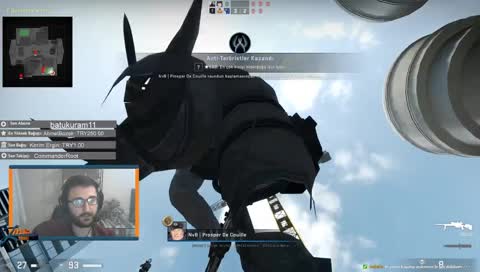 Burada cinayet işliyorum! :)