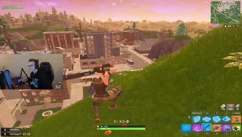 Left hand gamer xD | Follow my Twitter keebler_tv