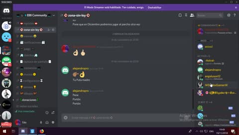 Está borracho,ek micro es una lata,esta drogado o tiene un np en la boca :v