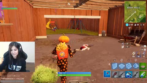 day 3 with still no hug (ಥ﹏ಥ)