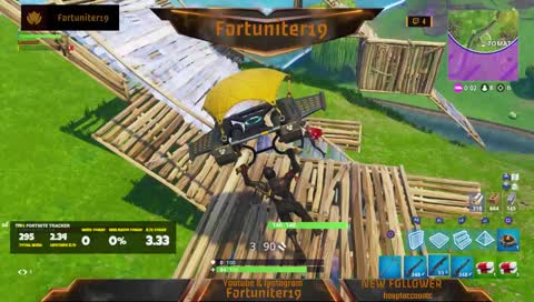 Fortnite ! Kommt vorbei wenn ihr mitzocken wollt :)