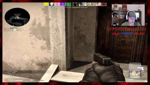 vi leger med klosser og egg  +18 !snap !info !mod 