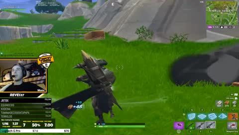 [Ccrew] tryhard debajo de tu cama "Espacio Social" !help !mocos