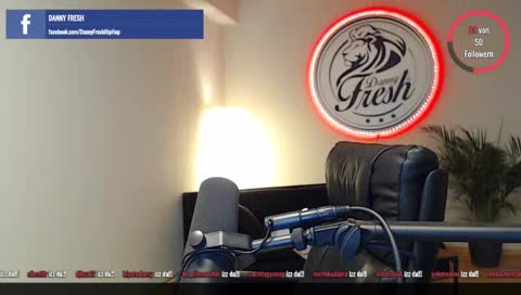 Follow für Freestyle ;-) bigFM Newsrap #inthemaking