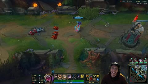 No-namer playing LoL