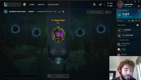 JE JOUE A LOL (peut-être)