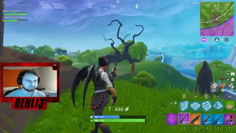 he has a 4 head not a 5 head Kappa