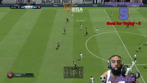 LET'S RUN SOME GOALS - @VideoGameTox