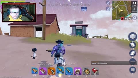 [IT] Creative Destruction Un pro player in minigonna!