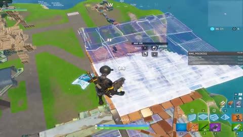 SWEATING | Twitter @itzsmoodytv