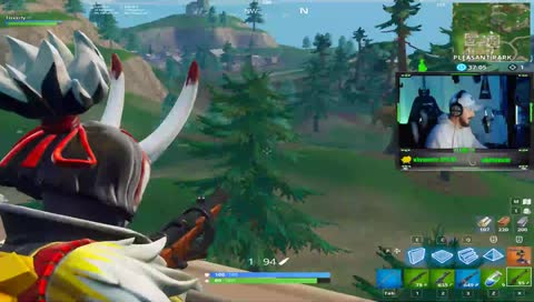 LIVE ACTION |   !discord  |   !dingers  |   !socials