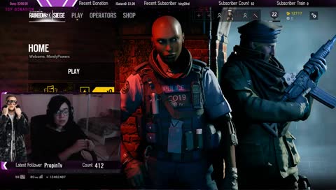 [SPANGLISH]  Hablando y jugando con el roomie