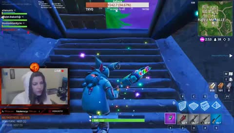 Çılgın Vönüz ^^   (bana dc linki atıp durmayın yeteeeeer)    !komutlar 