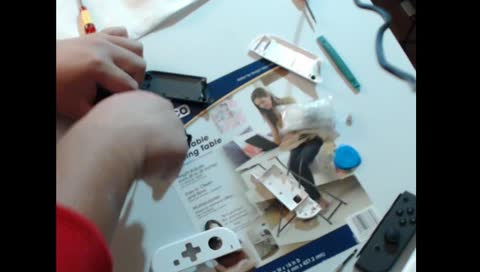 First time Joy Con Shell Replacement and listening to Starbomb!!!