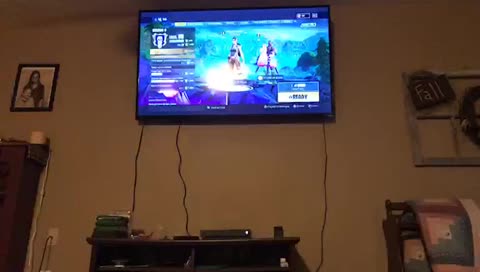 defaultyboi0908's mobile stream