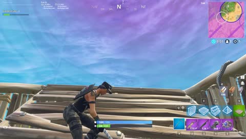 Fortnite Looks Good  | !twitter