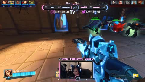 Just wanna have FUN! Mini LAN party! Come say HI! =)