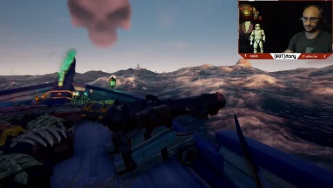 ⚡My KEK goes BOOM ➜ [⊔⊓⋿☈hört solide]  !help