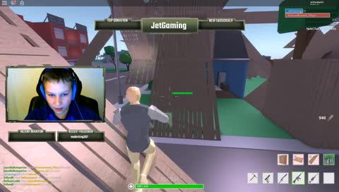 Roblox Fun! Looking for 17 ROBUX to buy Bloxburg!