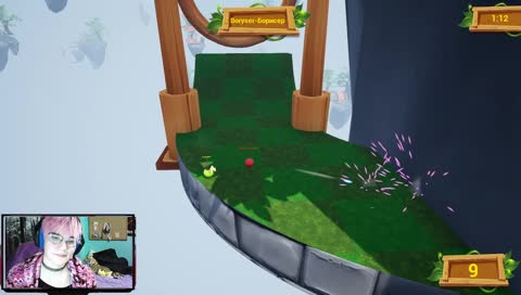 Pegando una paliza al Coty