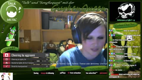 Die crazy GurkenQueen_ ist online,  It´s Techno Time, elektronische Musik usw....   [TALK] [SongRequest] [AUSTRIA] 