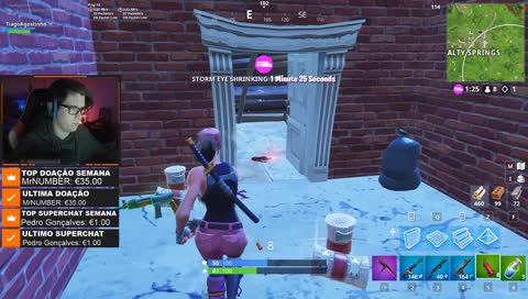 Preciso de uma árvore de Natal  | tiaguitos.com  ROUPA OFICIAL