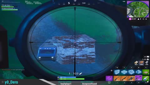 Schön mit rotem Crosshair im Schnee - !crosshair - Duo's