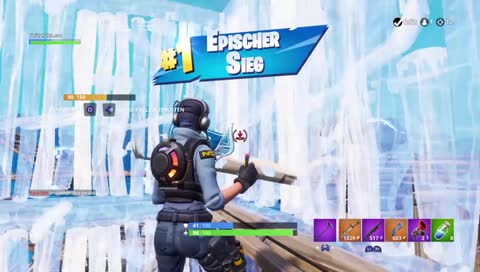 Weinachts $kins | 900 Wins