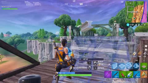 PRO FORTNITE PLAYER LEARNS HOW TO PLAY FORTNITE