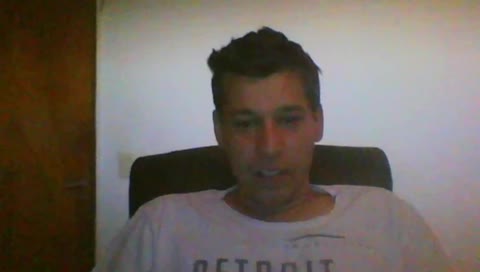 back here / hello / hola 